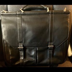 Kenneth Cole side bag